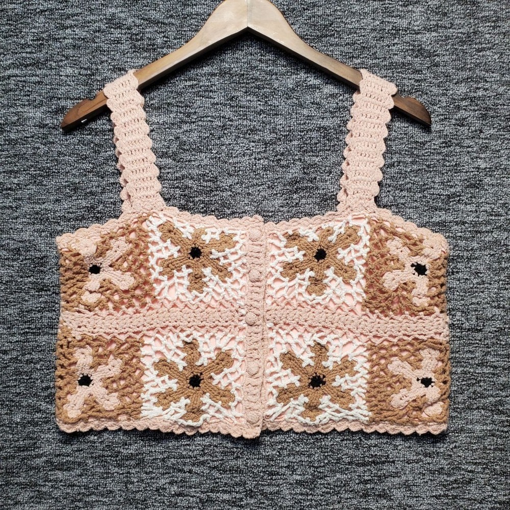 Favorite Daughter The Im Cute Top Womens Medium Pink Daisy Crochet Crop‎ Tank